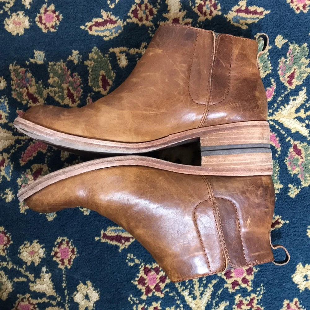 🍄 Kork-Ease Velma Brown Leather Bootie - Picture 11 of 16